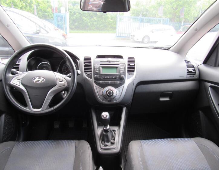 Hyundai ix20 11