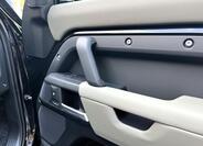 Land Rover Defender 35