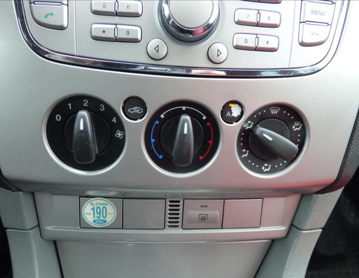 Ford Focus 26