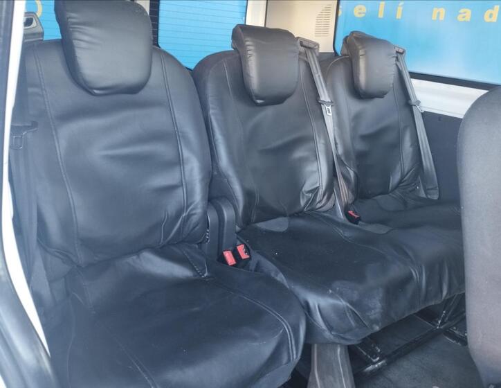 Ford Transit Custom 10