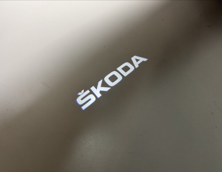 Škoda Superb 28