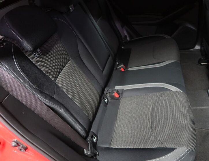 Subaru Impreza 12