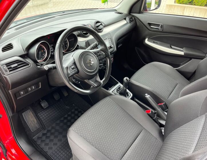 Suzuki Swift 14