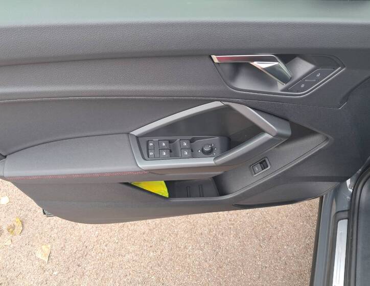 Audi Q3 16