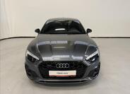 Audi A5 4
