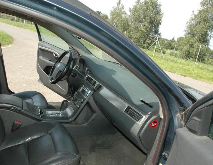 Volvo XC70 17