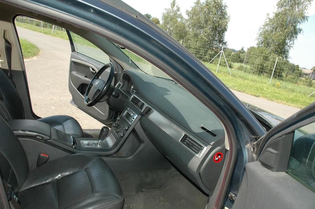 Volvo XC70