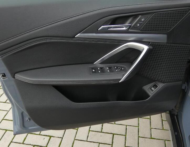BMW X1 8