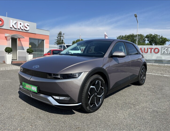 Hyundai IONIQ 12