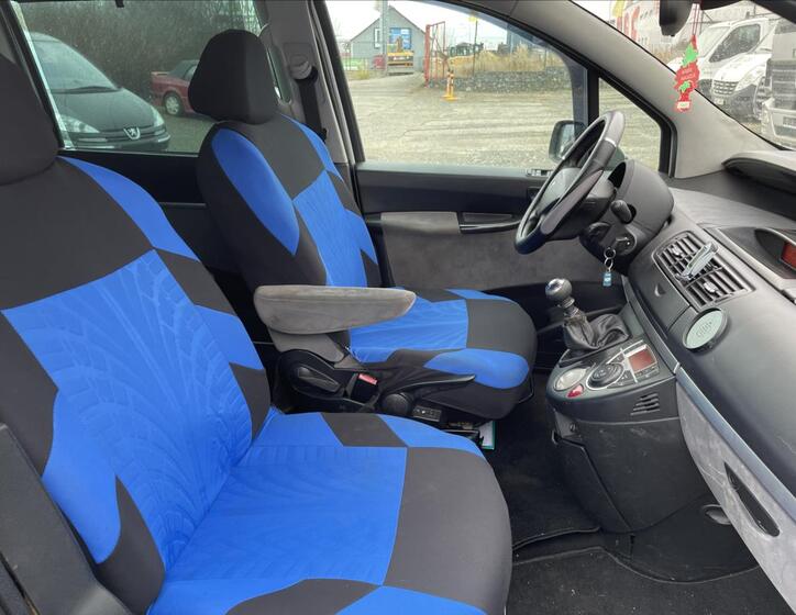 Peugeot 807 23