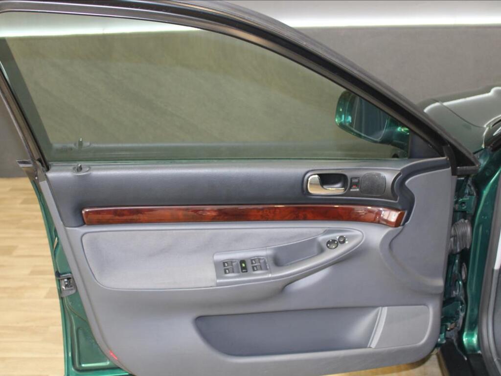 Audi A4 10