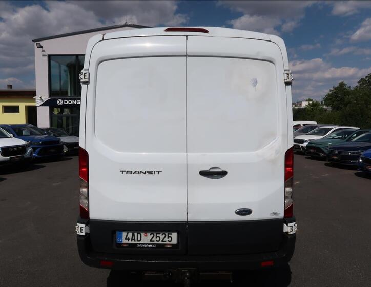 Ford Transit 8