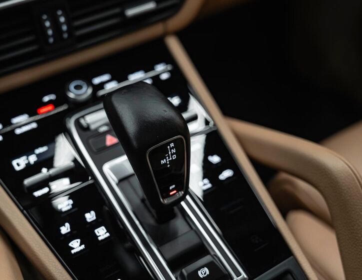 Porsche Cayenne 13