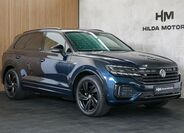 Volkswagen Touareg 1