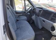 Ford Transit 8
