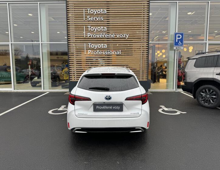 Toyota Corolla 12