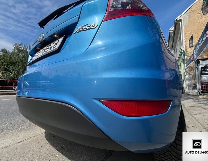 Ford Fiesta 9