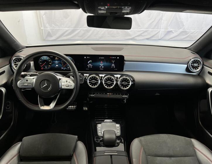 Mercedes-Benz CLA 13
