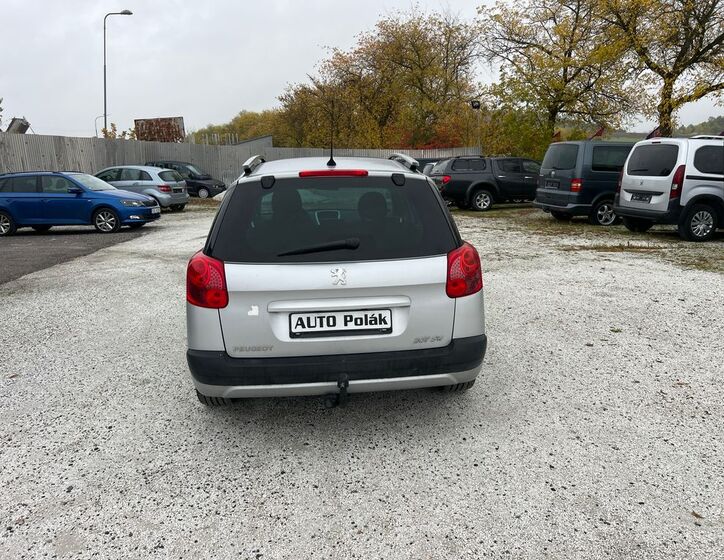 Peugeot 207 11
