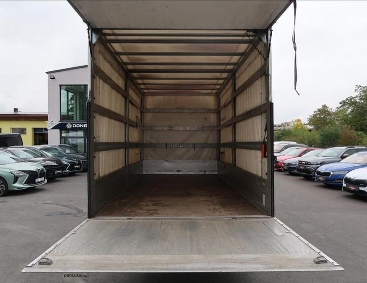 Mercedes-Benz Sprinter 20