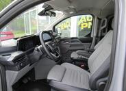 Ford Tourneo Custom 17