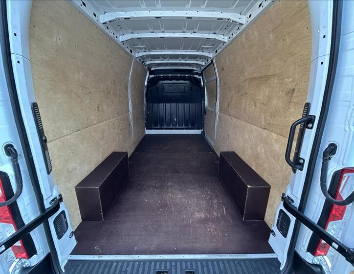 Renault Master 25