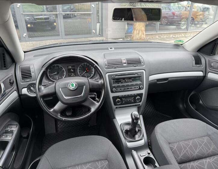 Škoda Octavia 15