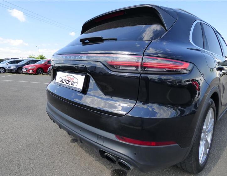 Porsche Cayenne 82
