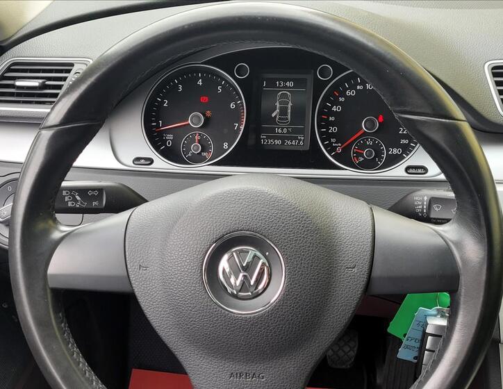 Volkswagen Passat CC 42