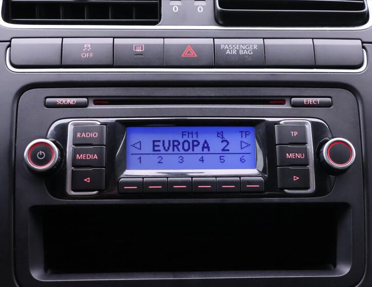 Volkswagen Polo 24