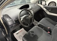 Toyota Yaris 6