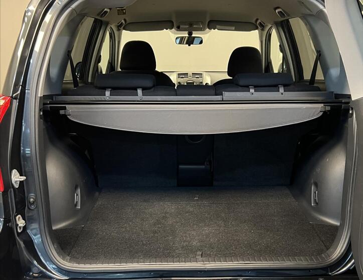 Toyota RAV4 9