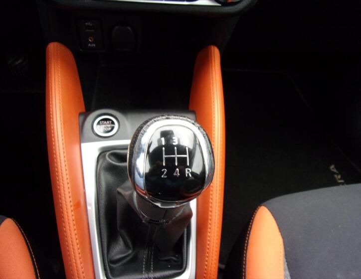 Nissan Micra 22