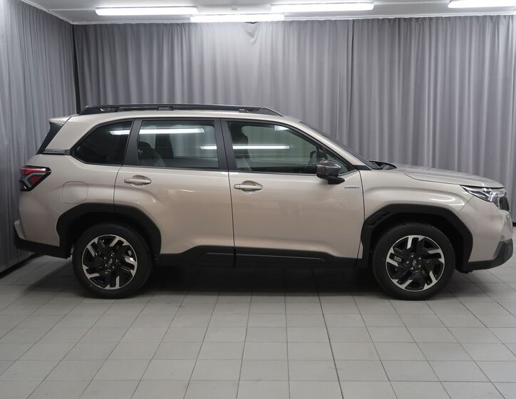 Subaru Forester 4