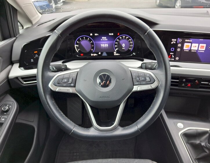 Volkswagen Golf 19