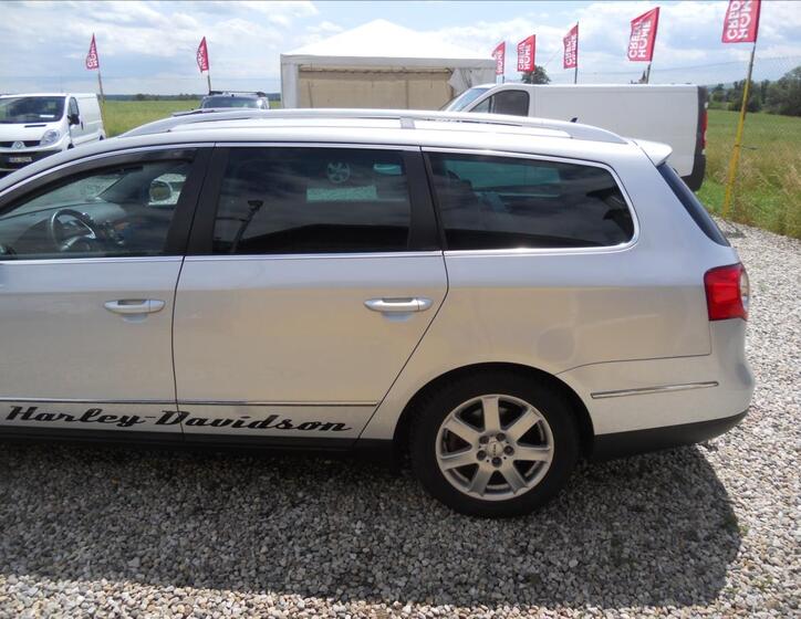 Volkswagen Passat 9