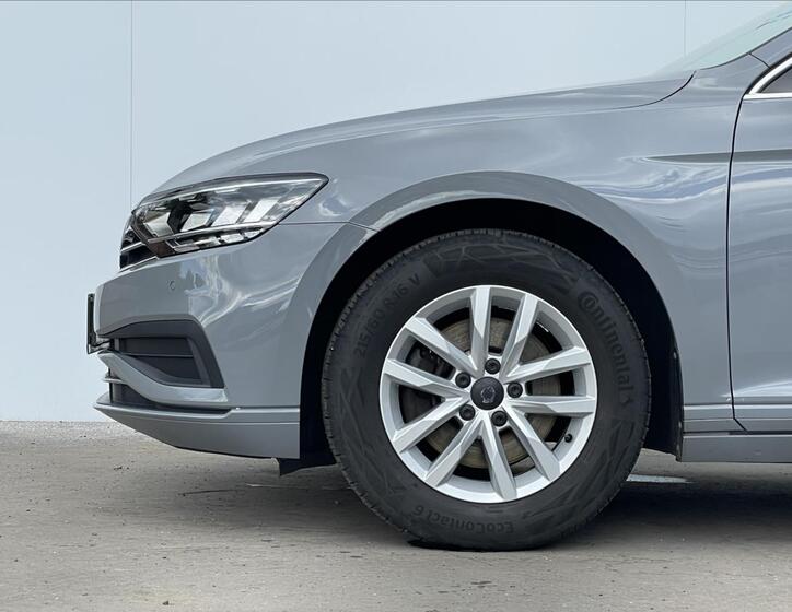 Volkswagen Passat 19