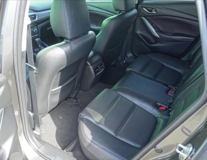 Mazda 6 28