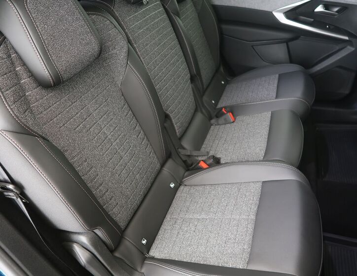 Peugeot 5008 15