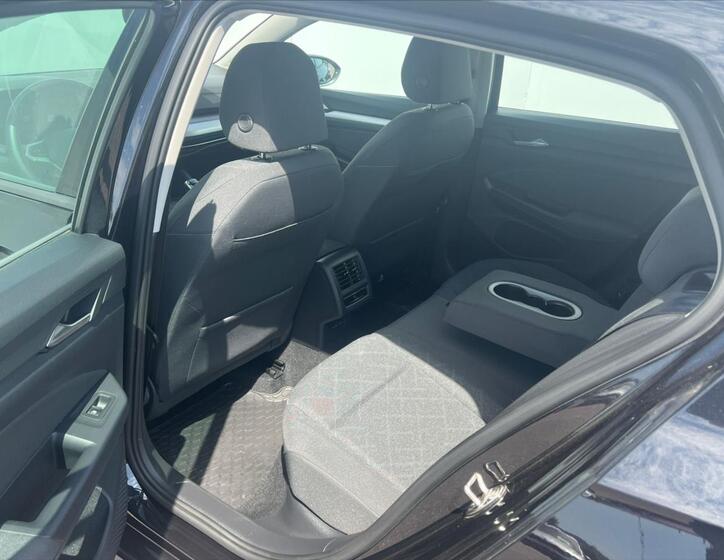 Volkswagen Golf 12