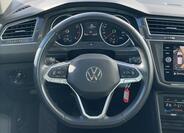 Volkswagen Tiguan 8