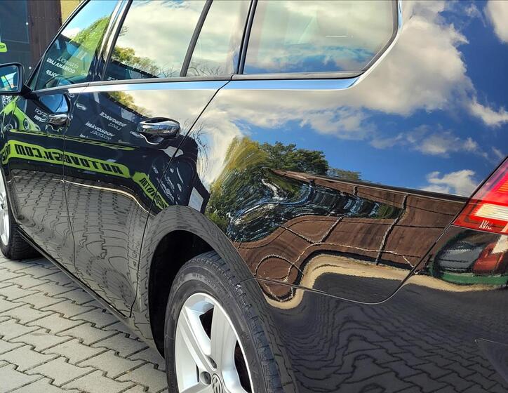 Volkswagen Golf 50