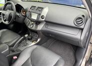 Toyota RAV4 33
