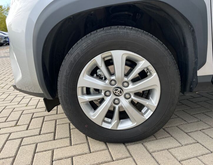 Toyota Yaris Cross 27