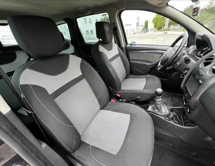 Dacia Duster 16