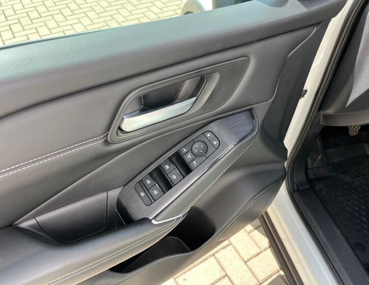 Nissan Qashqai 12