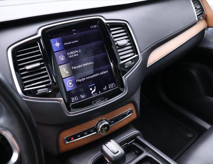 Volvo XC90 26