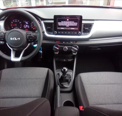 KIA Stonic 6