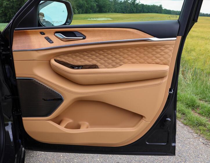 Jeep Grand Cherokee 15