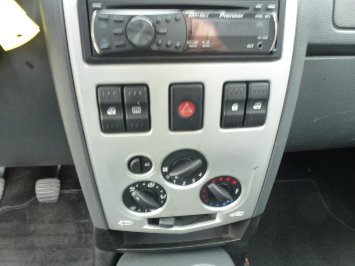 Dacia Logan